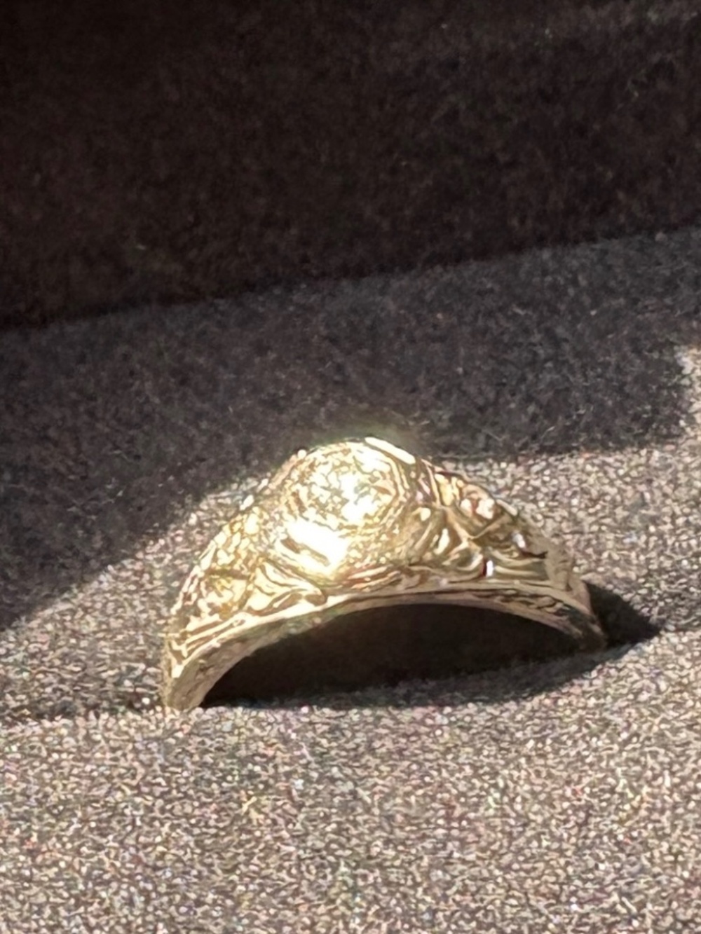 Vintage 14k white gold 3 diamond filigree ring